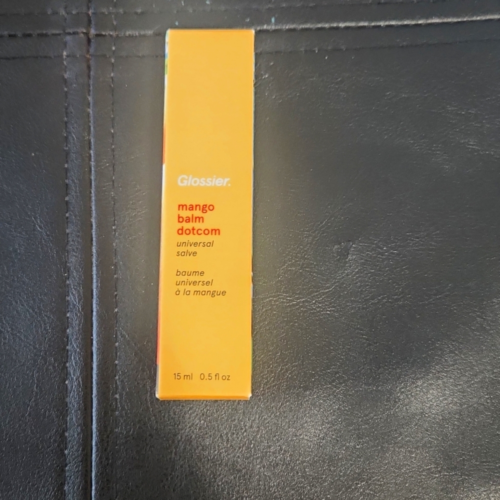 New formula Glossier. Mango balm dotcom salve